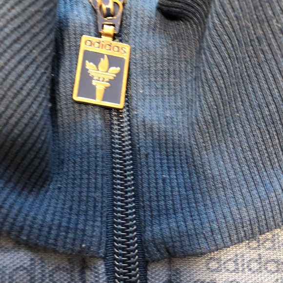 Adidas jacket - Picture 3 of 8